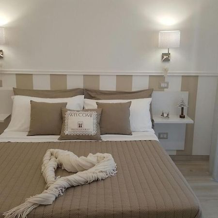 カッサーノ・デッレ・ムルジェ Finestre Sul Borgo Bed & Breakfast エクステリア 写真