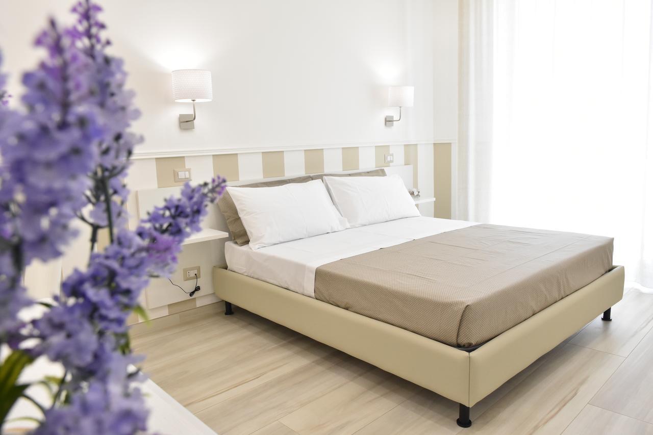 カッサーノ・デッレ・ムルジェ Finestre Sul Borgo Bed & Breakfast エクステリア 写真