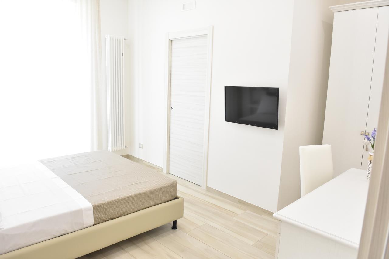 カッサーノ・デッレ・ムルジェ Finestre Sul Borgo Bed & Breakfast エクステリア 写真
